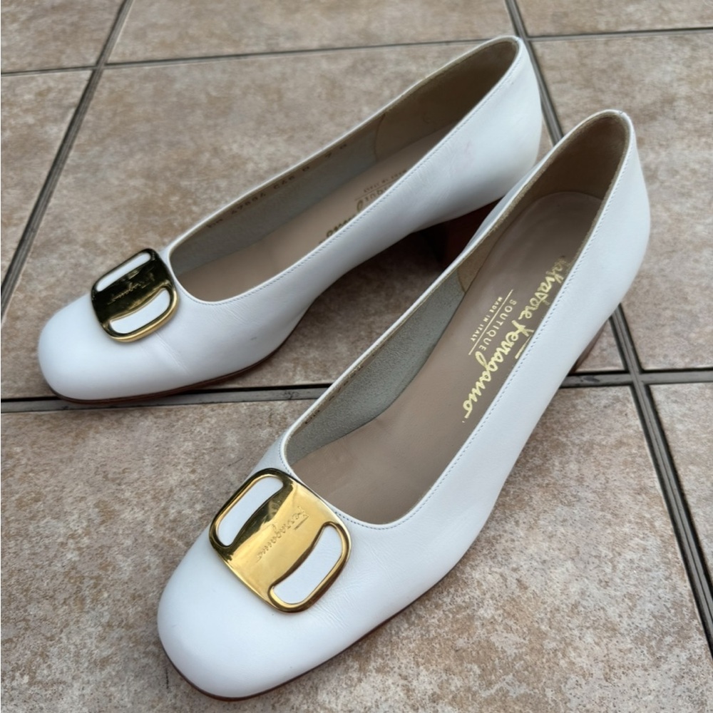 Salvatore Ferragamo White Pumps with Gold Accent